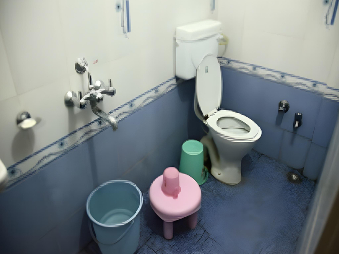 Bathroom 4, Hotel Mrunal Palace, Aurangabad