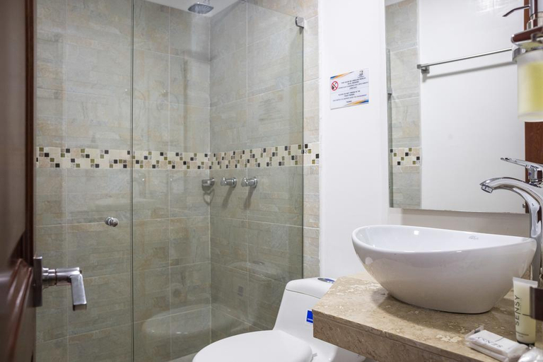 Bathroom 4, CASA CENTENARIO  GETSEMANI- COLOMBIA, Cartagena de Indias