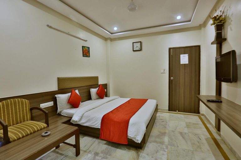 Bedroom 3, kamran palace, Ahmadabad