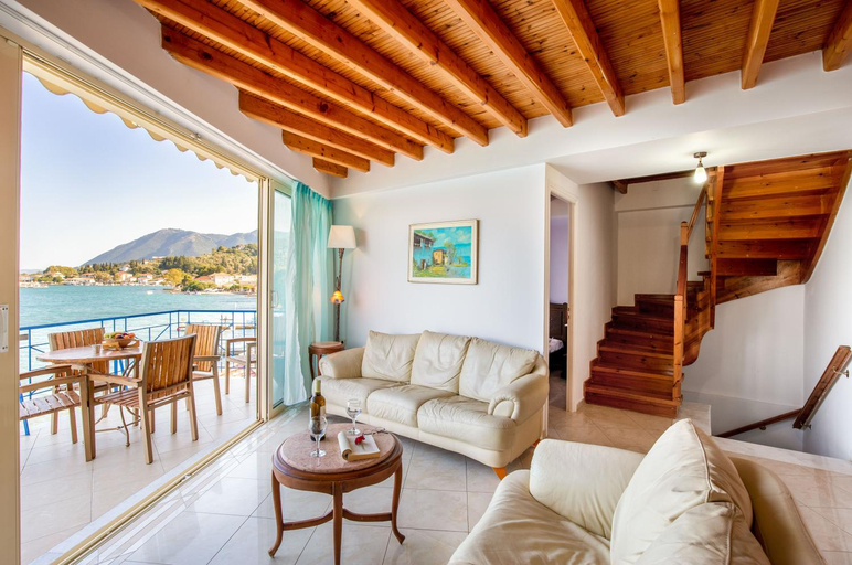 Surrounding environment 4, SALTY BREEZE Beachfront Apartment, Ionian Islands