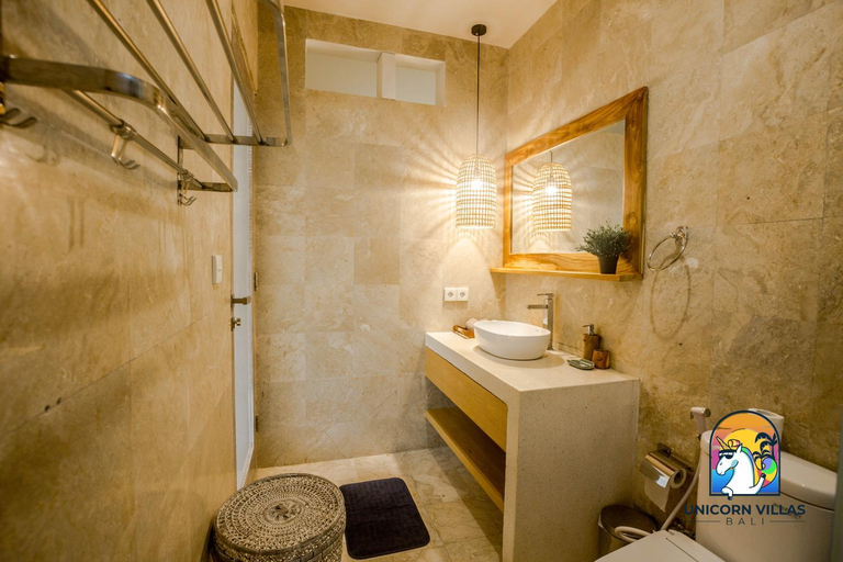 Bathroom 4, Hurley House - by Unicorn Villas Bali, Badung