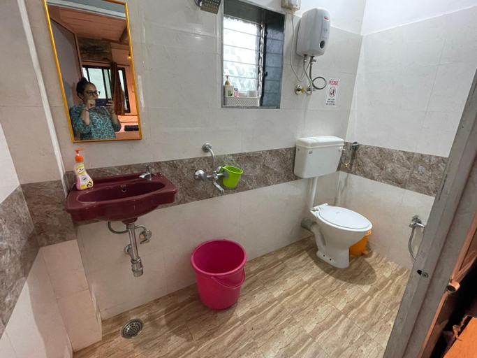 Bathroom 3, RS Farms, Thane