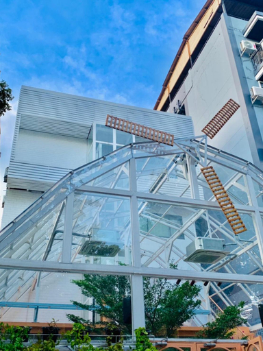 Exterior view, Lazy Sunday Khaosan Hotel, Phra Nakhon