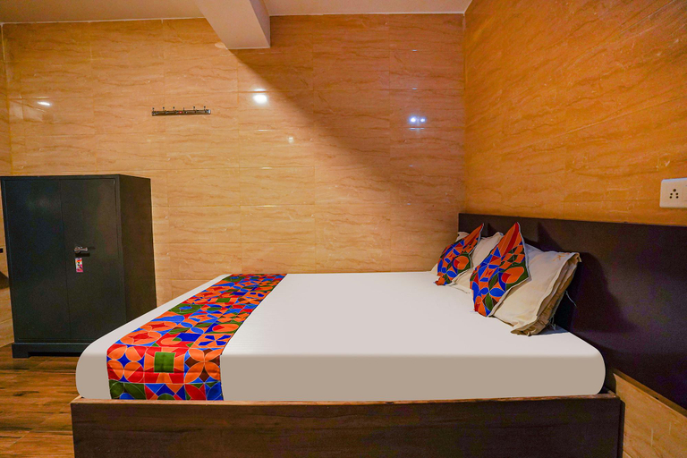 Bedroom 3, FabExpress Arunachala Guest House, Chennai