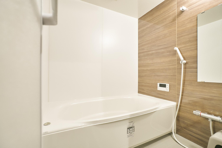 Bathroom, TOMORI Group & Family Hotel, Kyoto