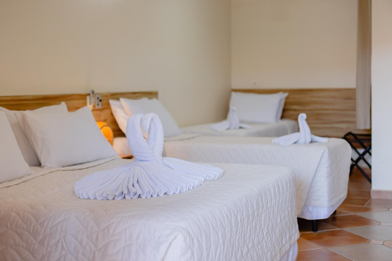 Bedroom 2, Hotel Pira Miuna, Bonito