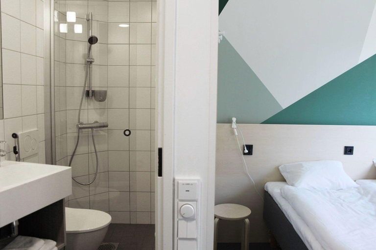 Bathroom 3, GreenStar Hotel Jyvaskyla, Central Finland