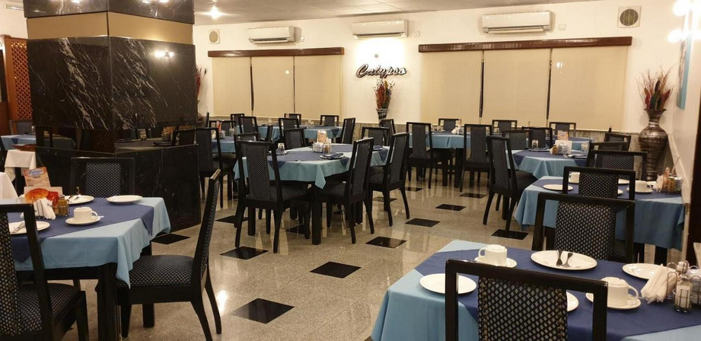 4, Prince Hotel, Fagge