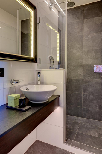 Bathroom 4, Romantik Hotel Mont Blanc au Lac, Morges