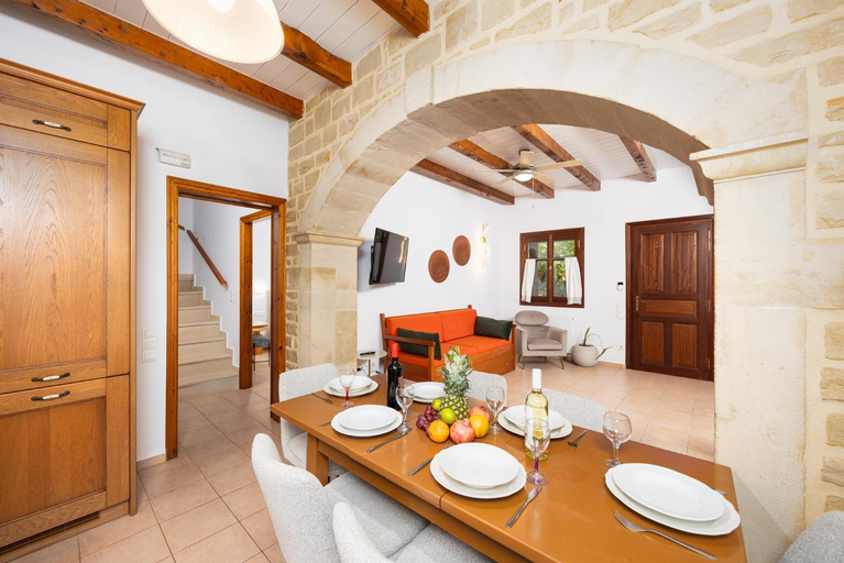 Others 5, Villa Aloe, Crete