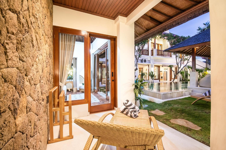 Others 3, Luxury 4BR Haven, 3min to Canggu's Beach Elegance, Badung