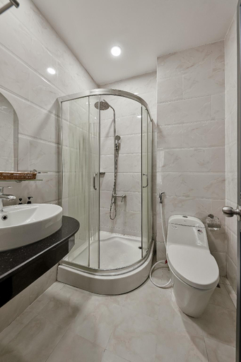 Bathroom 4, The Passion Suites Hotel Spa, District 1