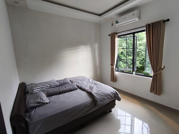 Bedroom 3, villa sentul city kolam renang rooftop sewa harian, Bogor