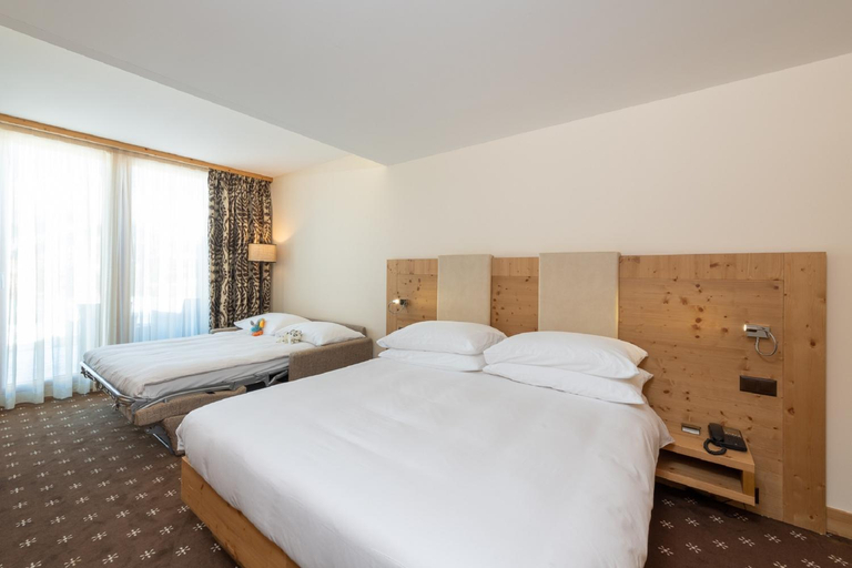 Bedroom 3, Nira Alpina, Maloja