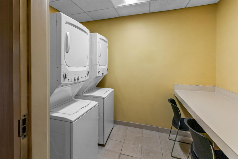 Bathroom 3, Sonesta Essential Junction City, Geary