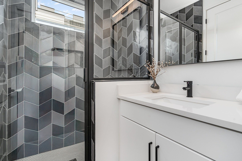 Interior 4, Revival-rooftop Deck/hot Tub- Mins to Broadway, Davidson