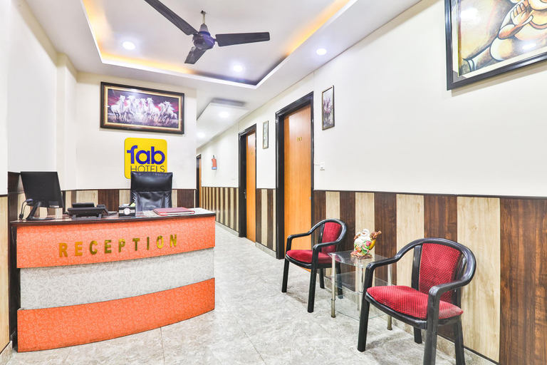 Reception 5, FabHotel Regal Inn Indira Nagar, Lucknow