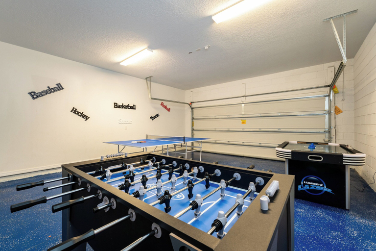 Game room 5, Stunning Sunsets & Private Pool 7BD, Osceola