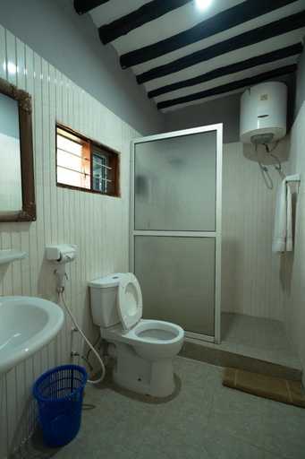 Bathroom 4, Amaan Beach Bungalows, Kaskazini 'A'