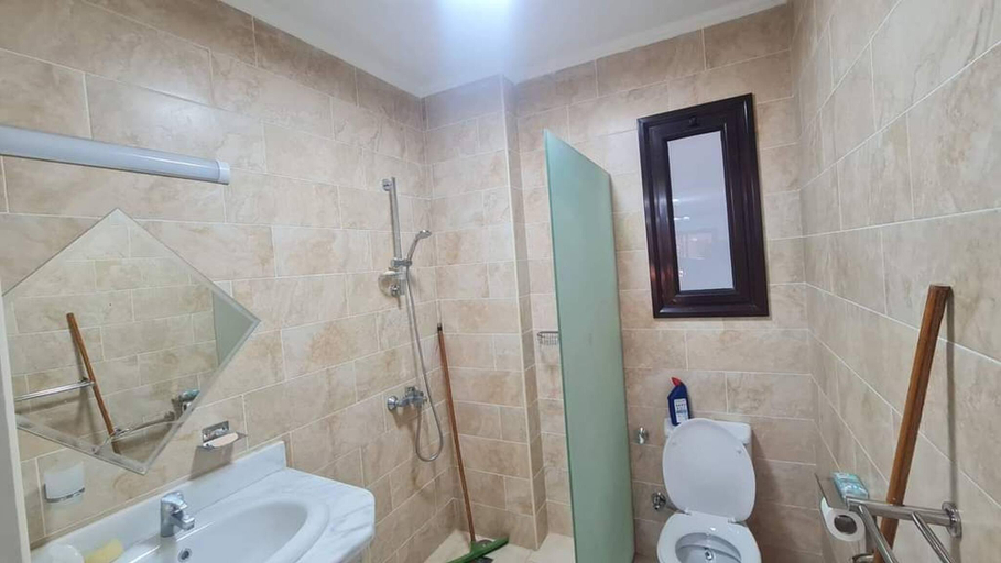 Bathroom 5, 1BR Apartment Side Sea View Pool Turtles Beach, Al-Ghurdaqah