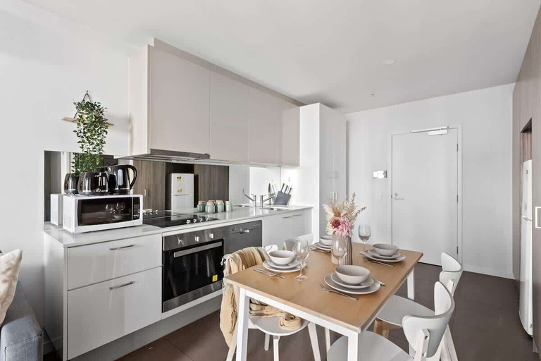 Interior 4, Modern Apartment Steps From Central Station, Melbourne