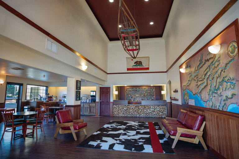 Public Area 2, The Redwood Riverwalk, A Boutique Hotel, Humboldt