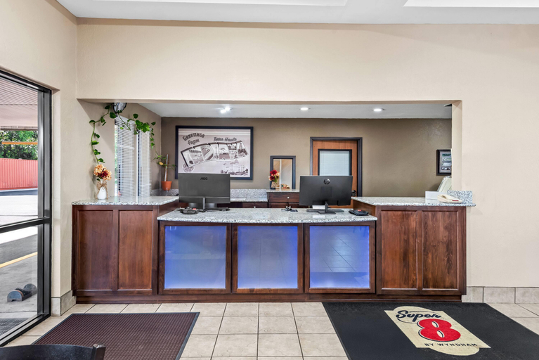 Public Area 2, Super 8 by Wyndham Terre Haute, Vigo