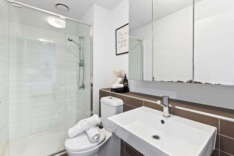 Interior 3, Modern Apartment Steps From Central Station, Melbourne