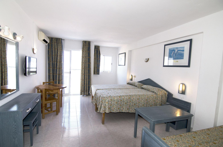 Bedroom 3, Hotel Apartamentos Vibra Central City - Adults only, Baleares