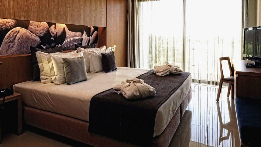 Bedroom 3, Aguahotels Riverside, Lagoa