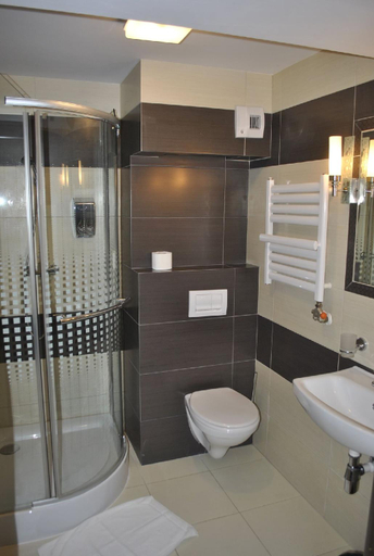 Bathroom 3, HOTEL ZAKLIKI, Kraków