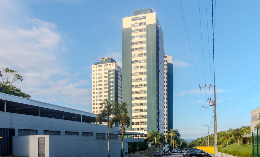 Exterior 5, Beautiful Apartment in Building With Pool Mpb0034, Itajaí