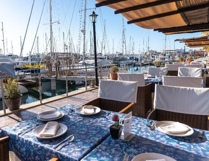 Food & Drinks 4, The Marine Waterfront Hotel, La Paz