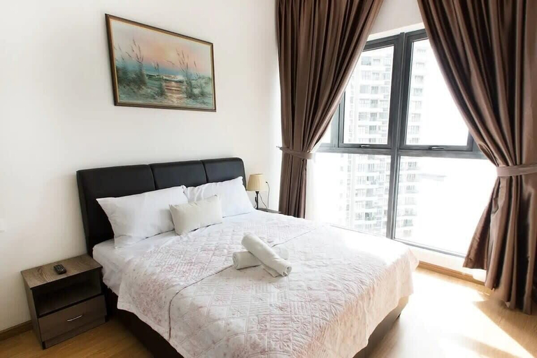 Bedroom 3, High-floor 2BR Suite, Water Views, Free Parking, Johor Bahru