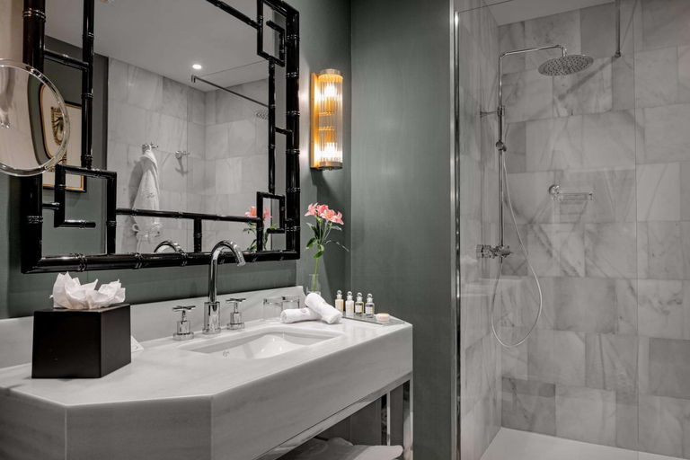 Bathroom 3, NH Collection Valencia Colon, Valencia