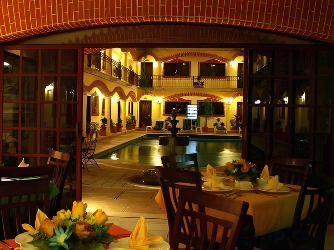 Food & Drinks 5, Playa del Carmen hotel, Cozumel