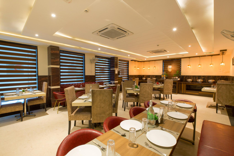 Food & Drinks 4, De Pavilion Hotel, Delhi
