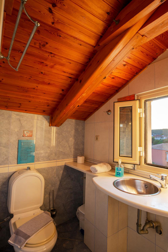 Bathroom 3, SALTY BREEZE Beachfront Apartment, Ionian Islands