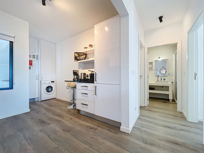 Room 4, Cliff Ocean Apartment by Atlantic Holiday, Santa Cruz