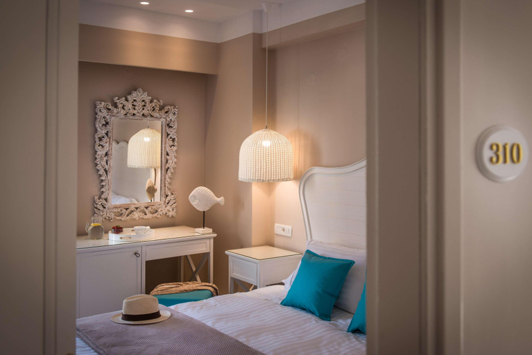 Bedroom 3, MARI KRISTIN Beach Hotel - Adults Only, Crete