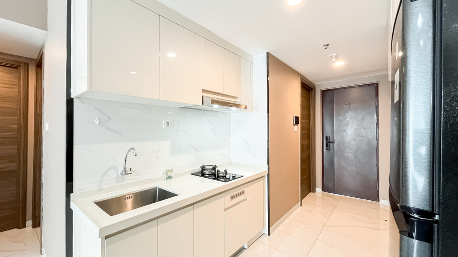 Others 4, Modern Scandinavian 3BR Apartment at Sky House BSD By Travelio, Tangerang Selatan