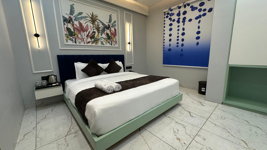 Bedroom 5, Hotel Benchmark Prime, Indore