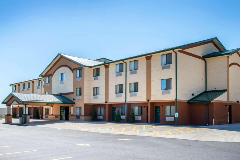 Exterior & Views 2, Quality Inn Meadville, Crawford