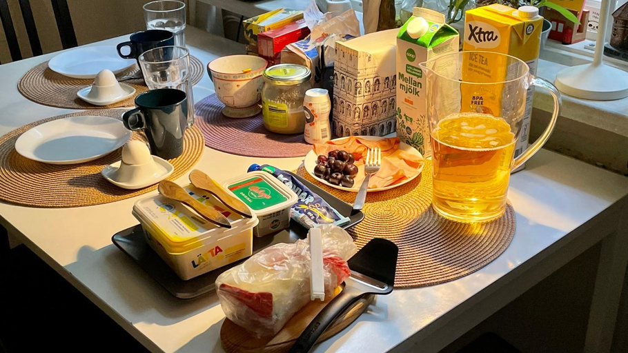 Food & Drinks 4, The Cozy Little House Ask 130 Motala, Motala