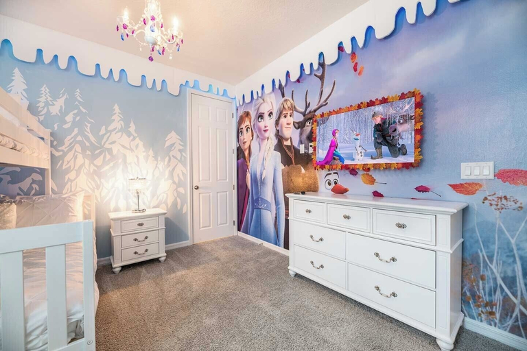Room 2, Spacious 9-bedroom Orlando vacation home, Osceola