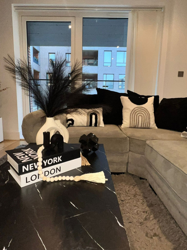 Exterior & Views, The Colindale Luxury Apartment, London