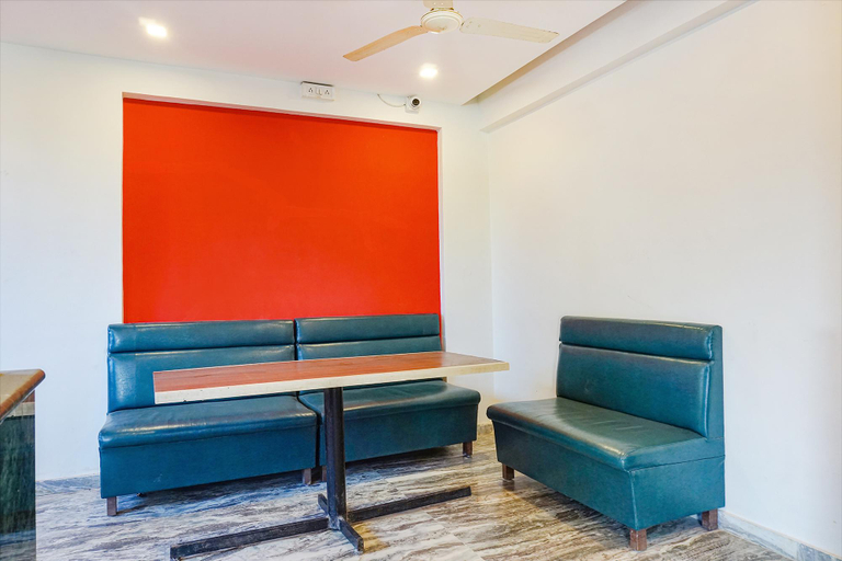 Public Area 2, Fabhotel Gokul Lodge, Pune