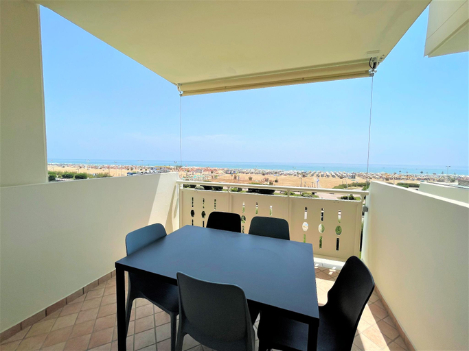 Balcony/terrace 5, Apartment in a prime seafront location, Venezia