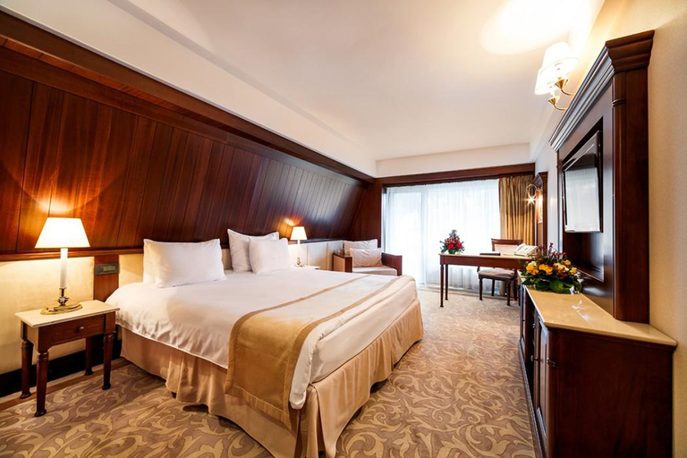 Bedroom 3, Hotel International, Sinaia