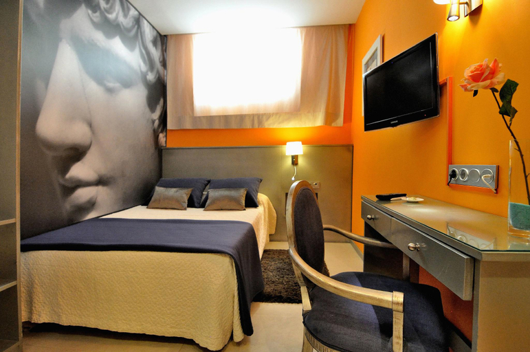 Bedroom 3, Globales Acis y Galatea, Madrid
